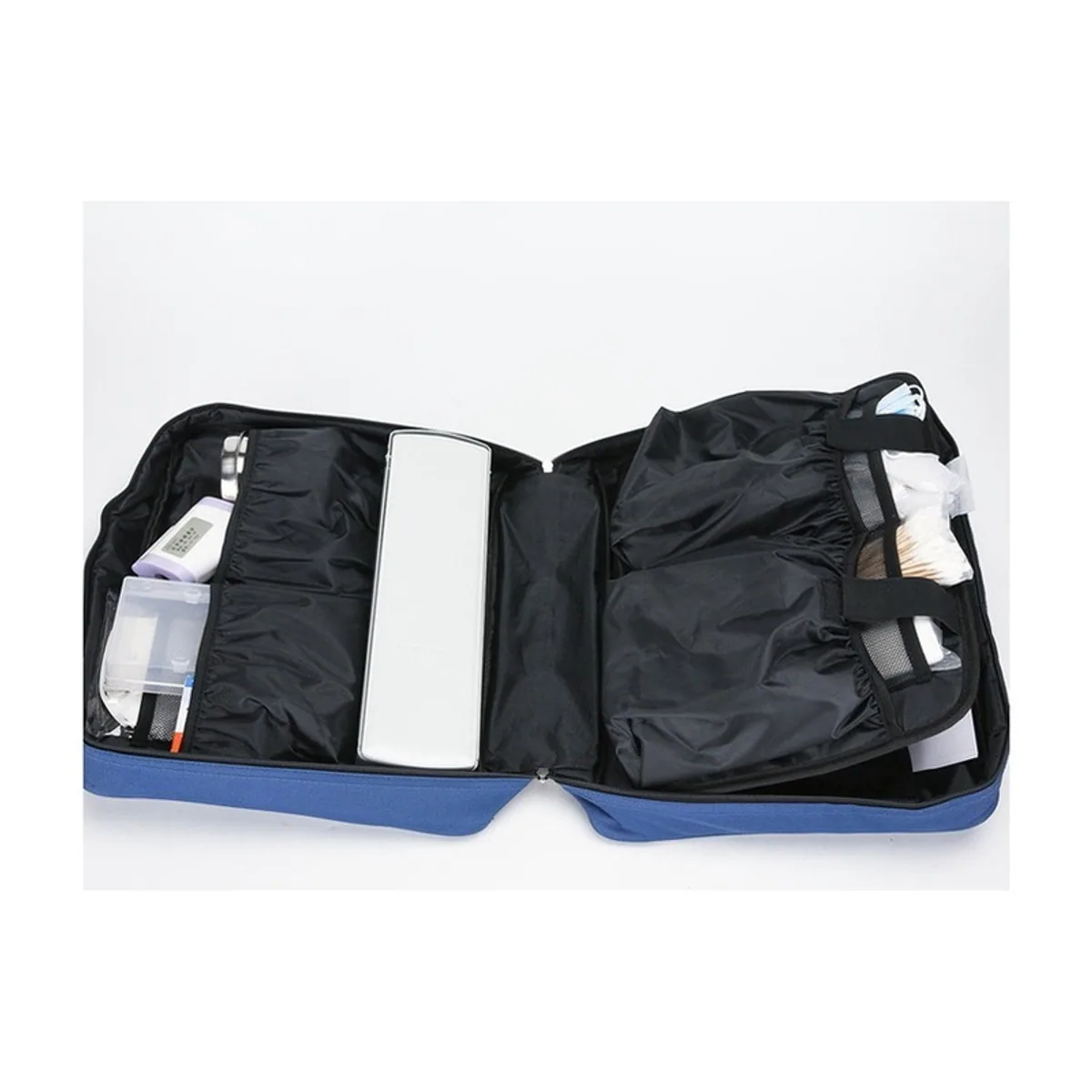 05501 Oxford Emergency Waist Bag in Navy Blue, construction and compartment detail 3