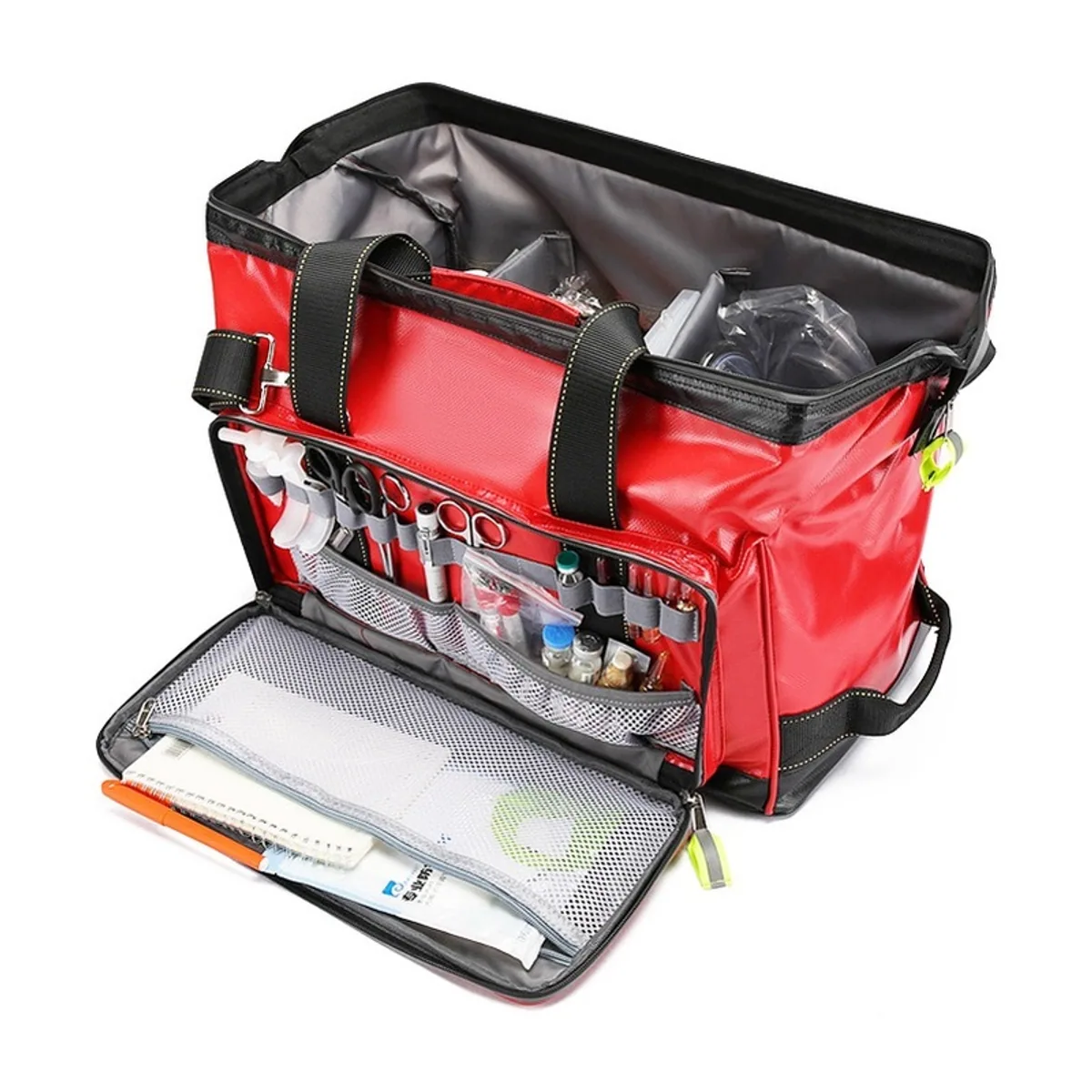 08812 Oxford Portable First Aid Bag in Red, construction and compartment detail 1