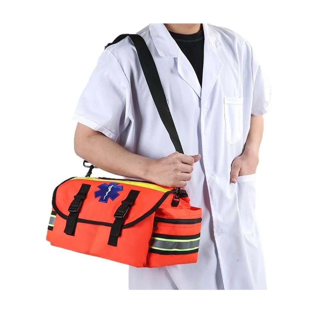 08838 1200D Emergency Waist Bag in Red, construction and compartment detail 7