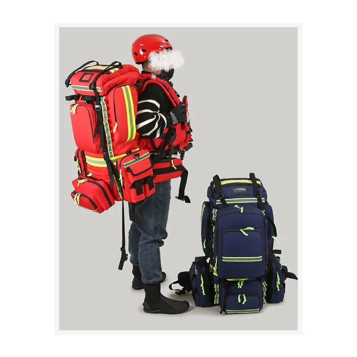 09971 1200D Waterproof PVC Rescue Bag in Red, construction and compartment detail 2
