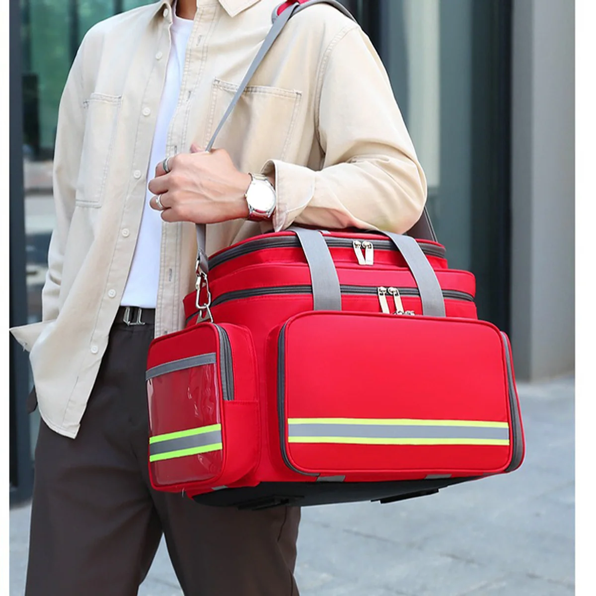 Medical Shoulder Bag with Divided Storage and Front Organizer construction and compartment detail 3